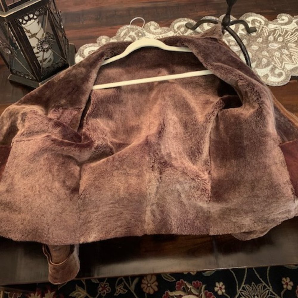 Shearling Leather Jacket - Picture 6 of 7